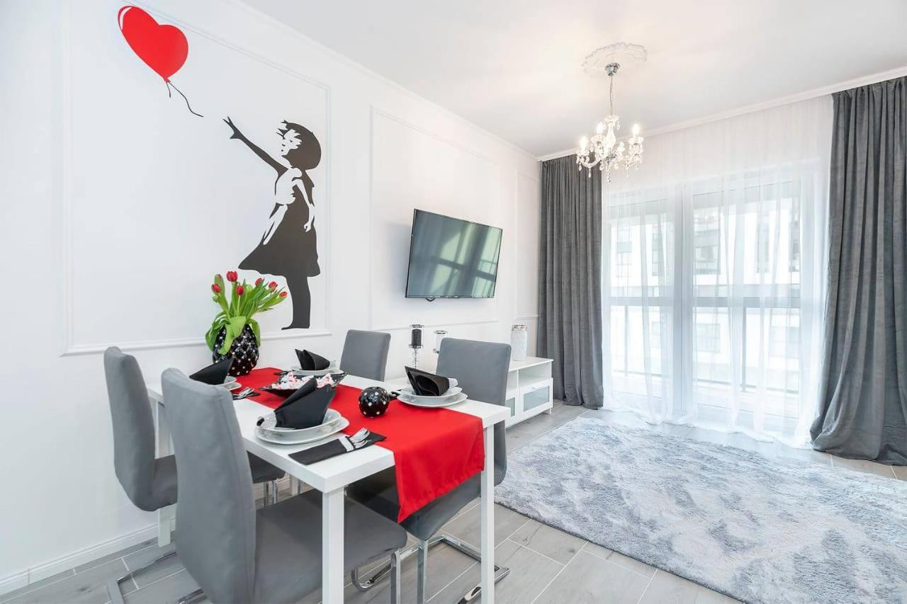 Banksy Apartment - Ilumino Lodz  Exterior photo